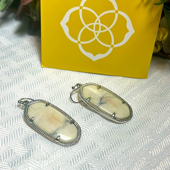 Kendra Scott Earrings Elle Howlite white gray silver - Picture 2 of 9